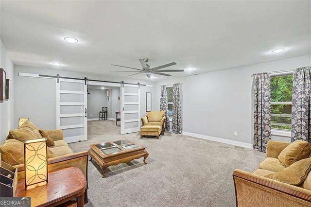 14 Creekview Drive SE, Cartersville, GA 30120