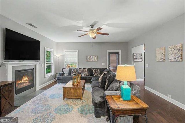 14 Creekview Drive SE, Cartersville, GA 30120