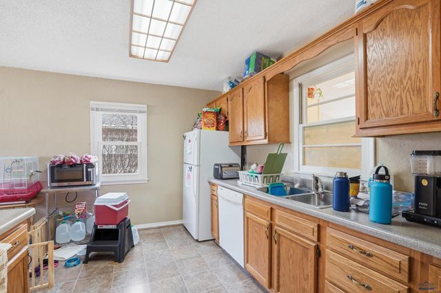 2310 5TH ST, Rapid City, SD 57701