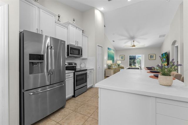 8110 Westfield Circle, Vero Beach, FL 32966