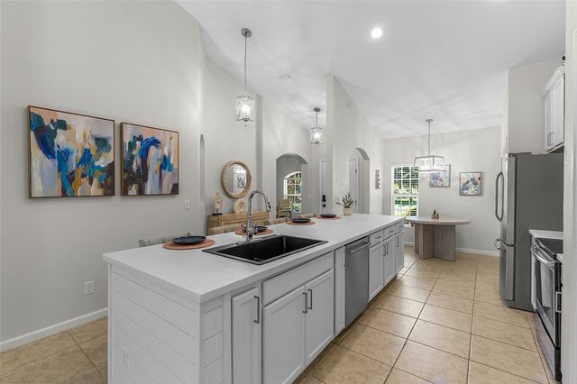 8110 Westfield Circle, Vero Beach, FL 32966