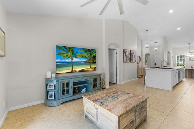 8110 Westfield Circle, Vero Beach, FL 32966