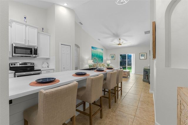 8110 Westfield Circle, Vero Beach, FL 32966