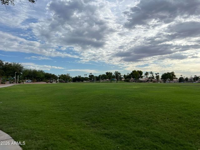 910 S PARADISE Drive, Gilbert, AZ 85233