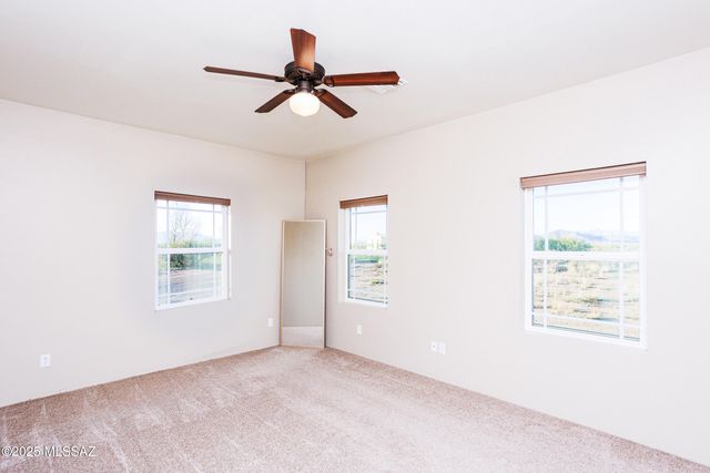 560 E Circle B Road, Willcox, AZ 85643