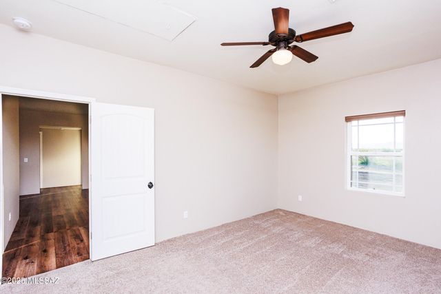 560 E Circle B Road, Willcox, AZ 85643