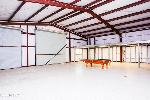 560 E Circle B Road, Willcox, AZ 85643