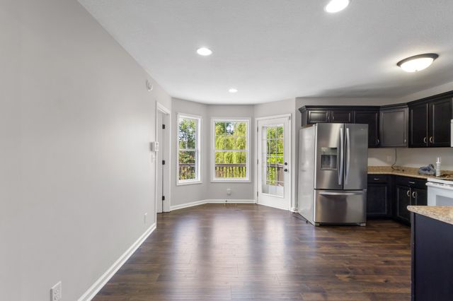 3484 Clover Hill Dr, Clarksville, TN 37043