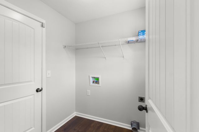 3484 Clover Hill Dr, Clarksville, TN 37043