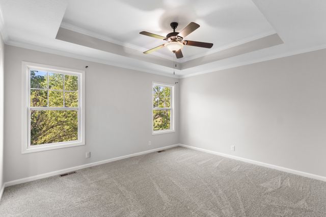 3484 Clover Hill Dr, Clarksville, TN 37043