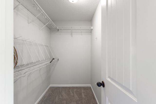 3484 Clover Hill Dr, Clarksville, TN 37043