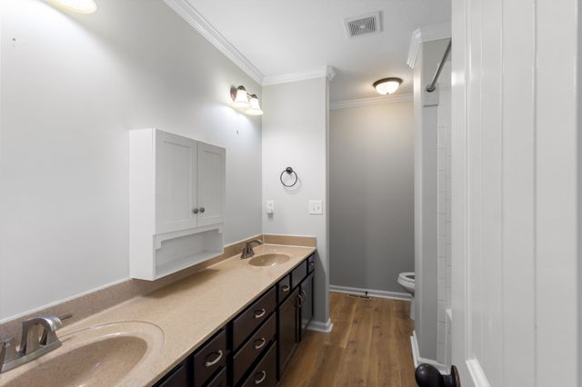 3484 Clover Hill Dr, Clarksville, TN 37043