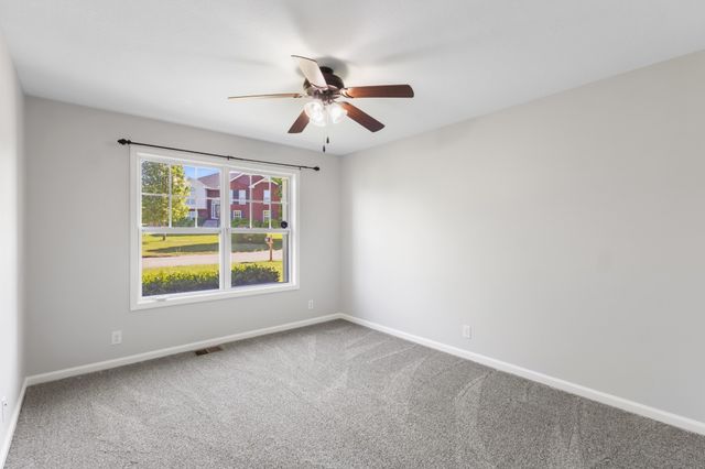 3484 Clover Hill Dr, Clarksville, TN 37043