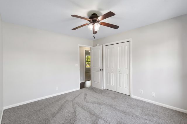 3484 Clover Hill Dr, Clarksville, TN 37043