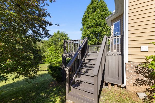 3484 Clover Hill Dr, Clarksville, TN 37043