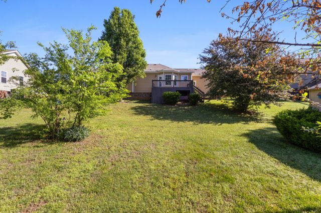3484 Clover Hill Dr, Clarksville, TN 37043