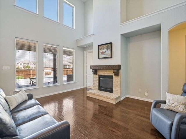 266 Benwick Drive, Sunnyvale, TX 75182