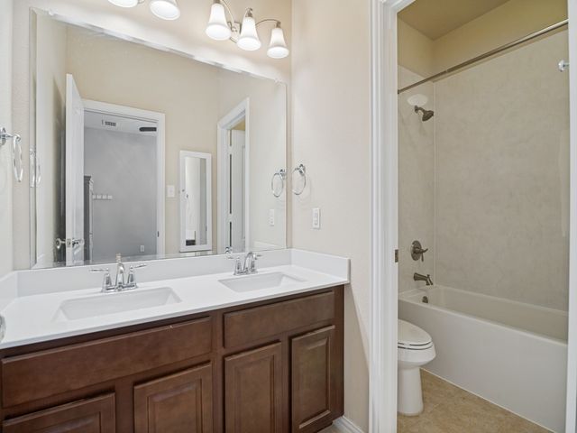266 Benwick Drive, Sunnyvale, TX 75182