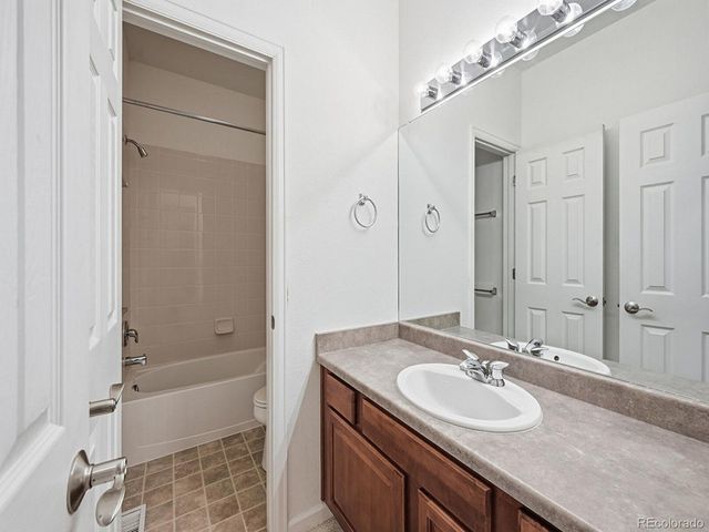 5949 E 114th Ave, Thornton, CO 80233