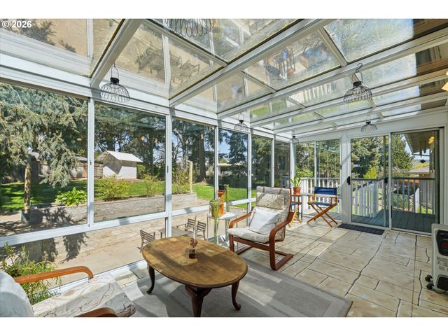 13475 Sw VILLAGE GLENN Dr, Tigard, OR 97223