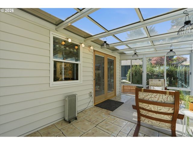 13475 Sw VILLAGE GLENN Dr, Tigard, OR 97223