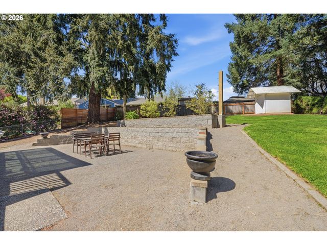 13475 Sw VILLAGE GLENN Dr, Tigard, OR 97223