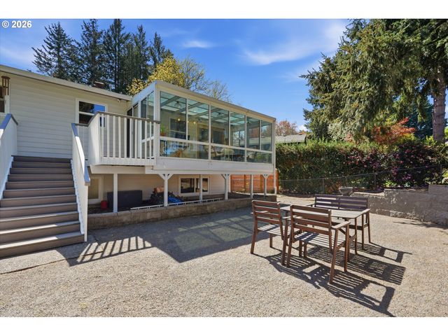 13475 Sw VILLAGE GLENN Dr, Tigard, OR 97223