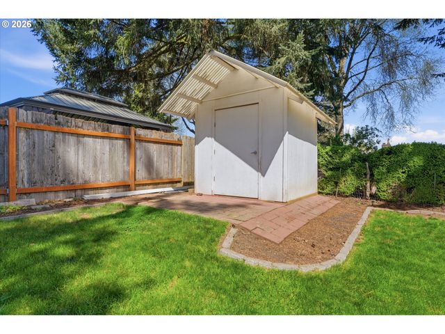 13475 Sw VILLAGE GLENN Dr, Tigard, OR 97223