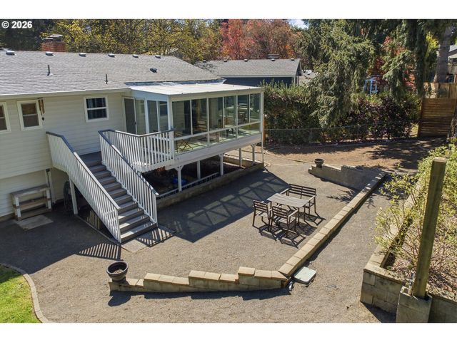 13475 Sw VILLAGE GLENN Dr, Tigard, OR 97223