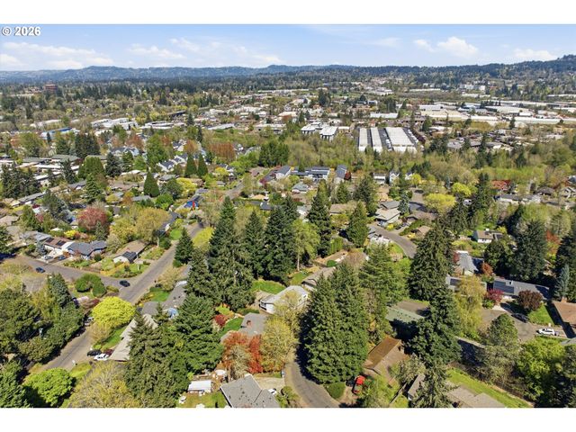 13475 Sw VILLAGE GLENN Dr, Tigard, OR 97223