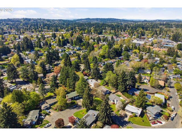 13475 Sw VILLAGE GLENN Dr, Tigard, OR 97223