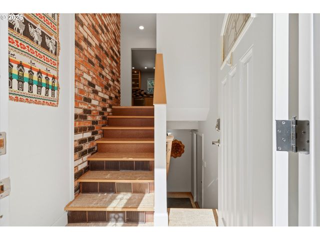 13475 Sw VILLAGE GLENN Dr, Tigard, OR 97223