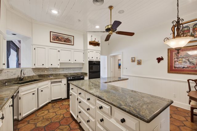 2512 N Waverly Drive, Bossier City, LA 71111