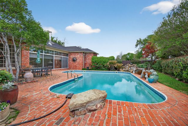 2512 N Waverly Drive, Bossier City, LA 71111