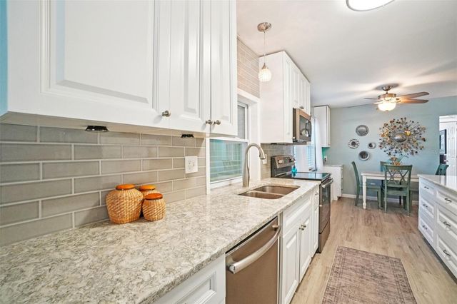 2137 MALCOLM DRIVE, Palm Harbor, FL 34684