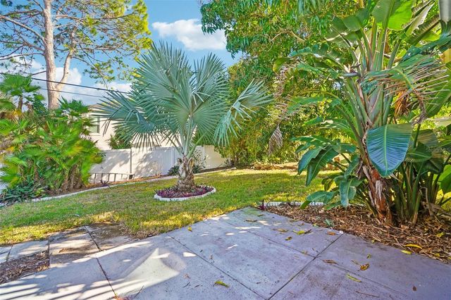 2137 MALCOLM DRIVE, Palm Harbor, FL 34684