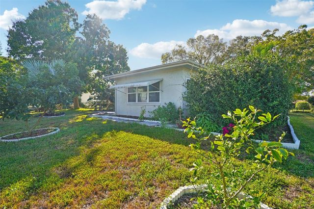 2137 MALCOLM DRIVE, Palm Harbor, FL 34684