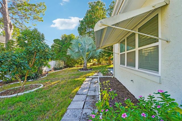 2137 MALCOLM DRIVE, Palm Harbor, FL 34684