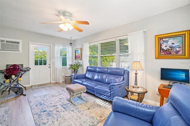 2137 MALCOLM DRIVE, Palm Harbor, FL 34684