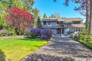 20695 Mainland View Lane NE, Suquamish, WA 98392