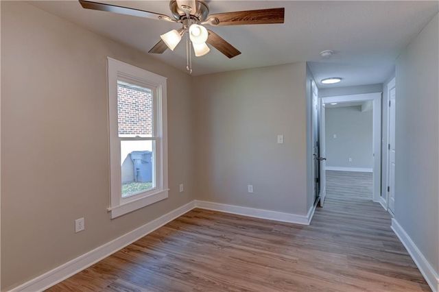 1020 S Mccoy Street, Independence, MO 64050