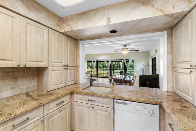 6446 Aspen Glen Circle, Boynton Beach, FL 33437