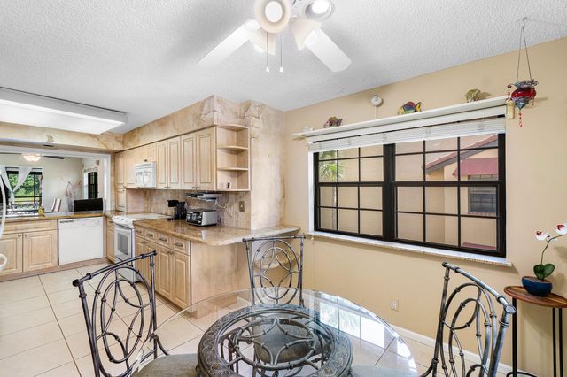 6446 Aspen Glen Circle, Boynton Beach, FL 33437