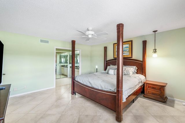 6446 Aspen Glen Circle, Boynton Beach, FL 33437