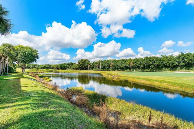 6446 Aspen Glen Circle, Boynton Beach, FL 33437