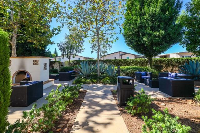 930 E Drapery Lane, Anaheim, CA 92802