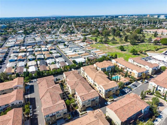 930 E Drapery Lane, Anaheim, CA 92802