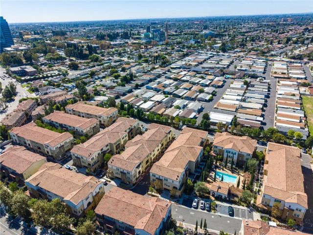 930 E Drapery Lane, Anaheim, CA 92802