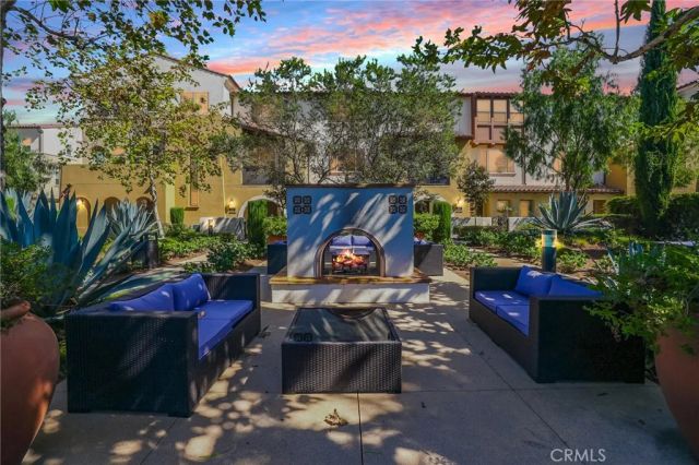 930 E Drapery Lane, Anaheim, CA 92802