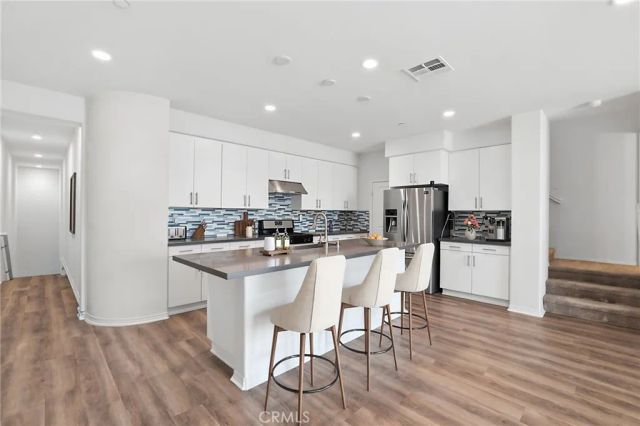 930 E Drapery Lane, Anaheim, CA 92802